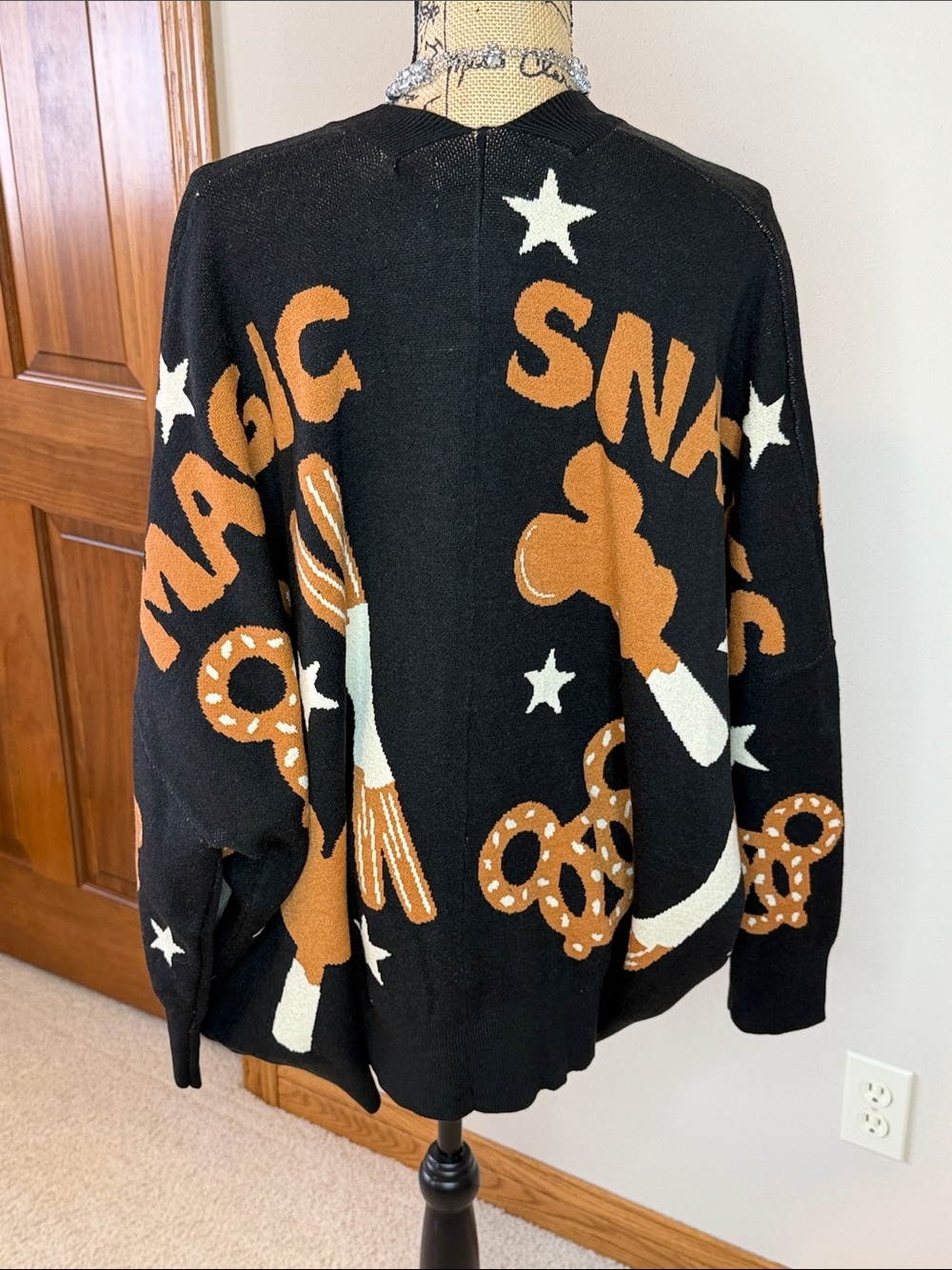 Small Shop after all Magic Snacks oversized cardigan